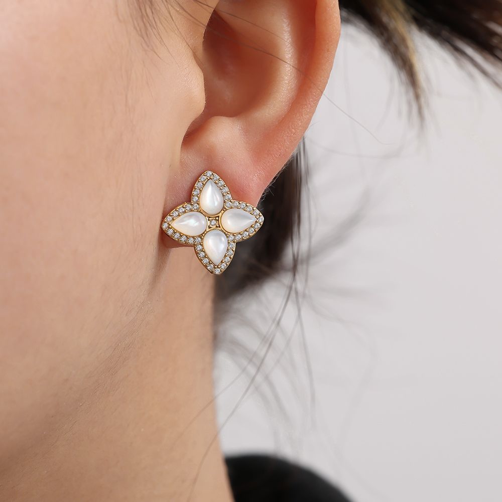 Nice Diamond Luckly Flower Edelstahl Ohrringe