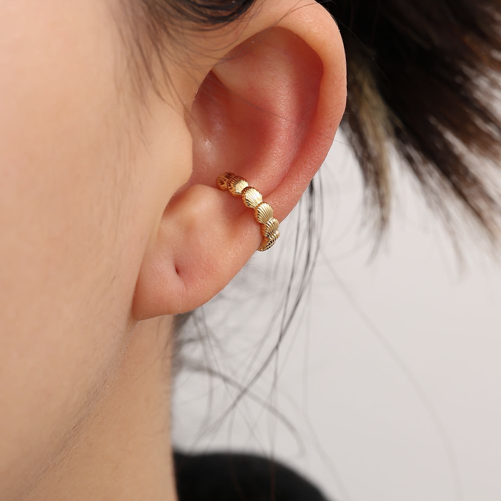 Viele kleine Muscheln Vergoldete Ear-Cuffs